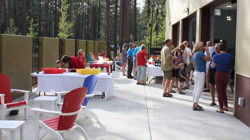 Outside Patio Truckee Pool